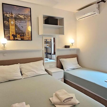 Skunca Apartment Mirna מראה חיצוני תמונה