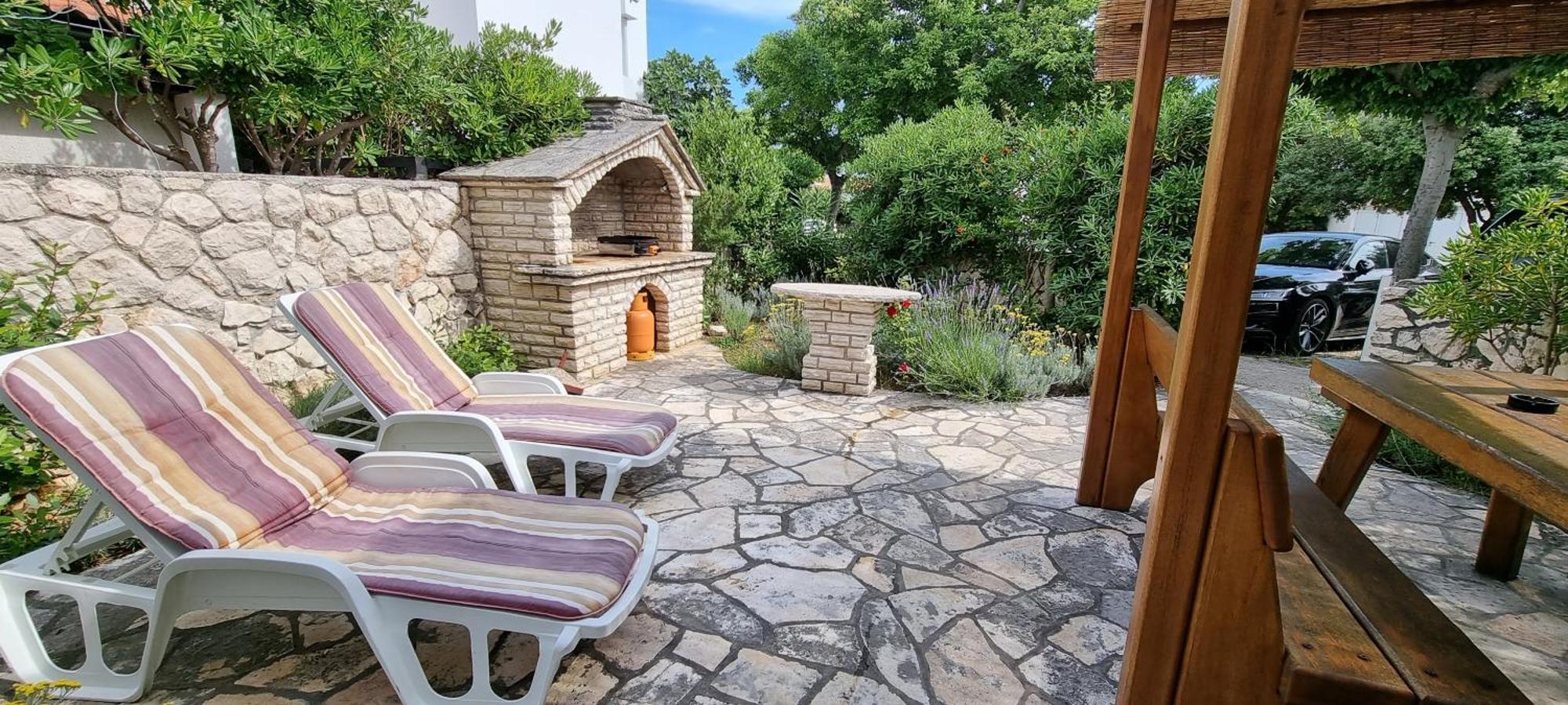 Skunca Apartment Mirna מראה חיצוני תמונה