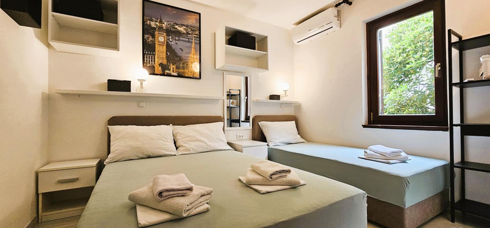 Skunca Apartment Mirna מראה חיצוני תמונה